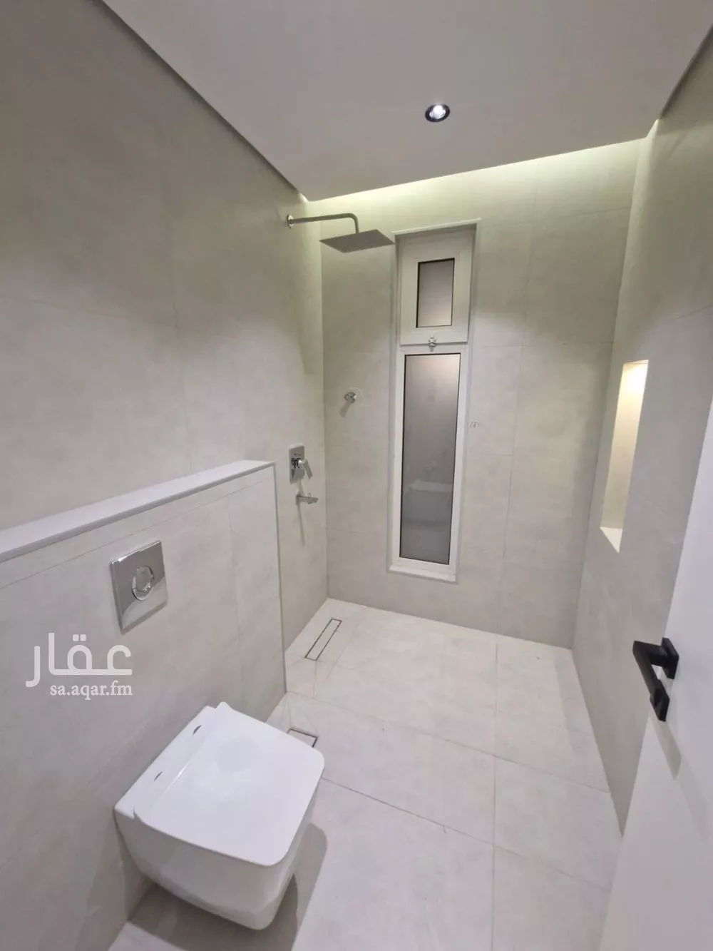 فيلا 7 غرف في العارض 14