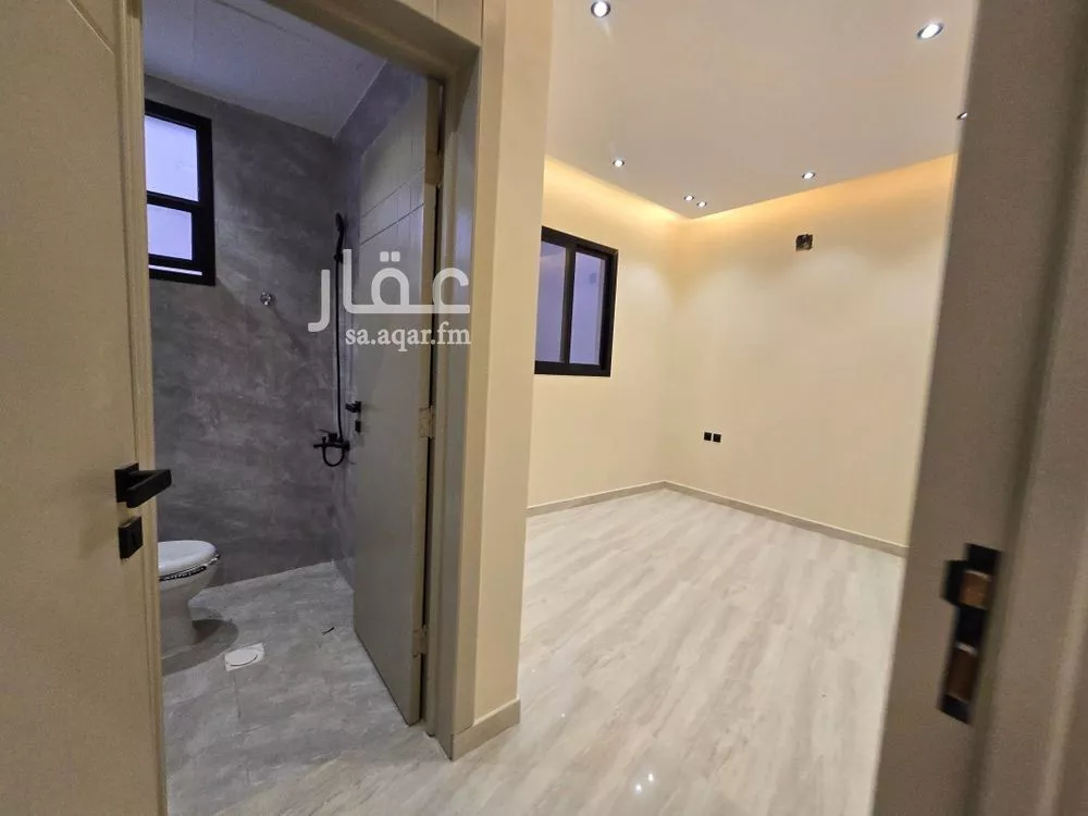 6 bedroom villa in Al Uraija Al Wusta, Riyadh 13