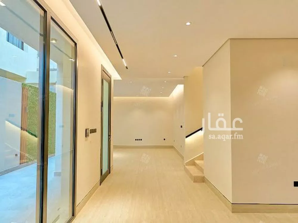 5 bedroom villa in Al Mahdiyyah 11