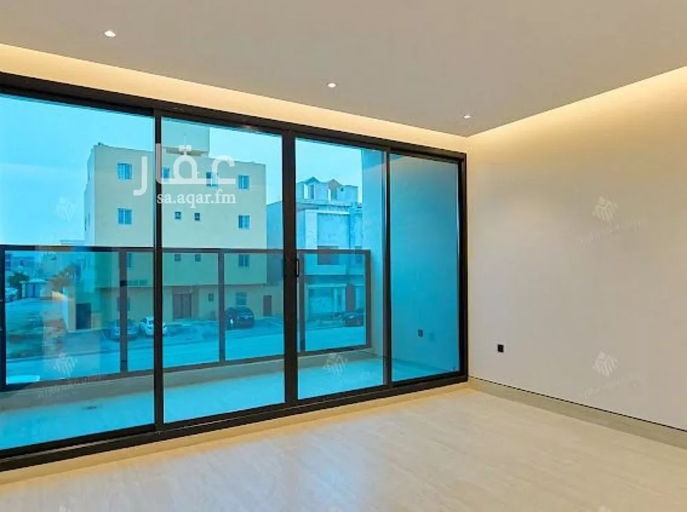 5 bedroom villa in Al Mahdiyyah 24