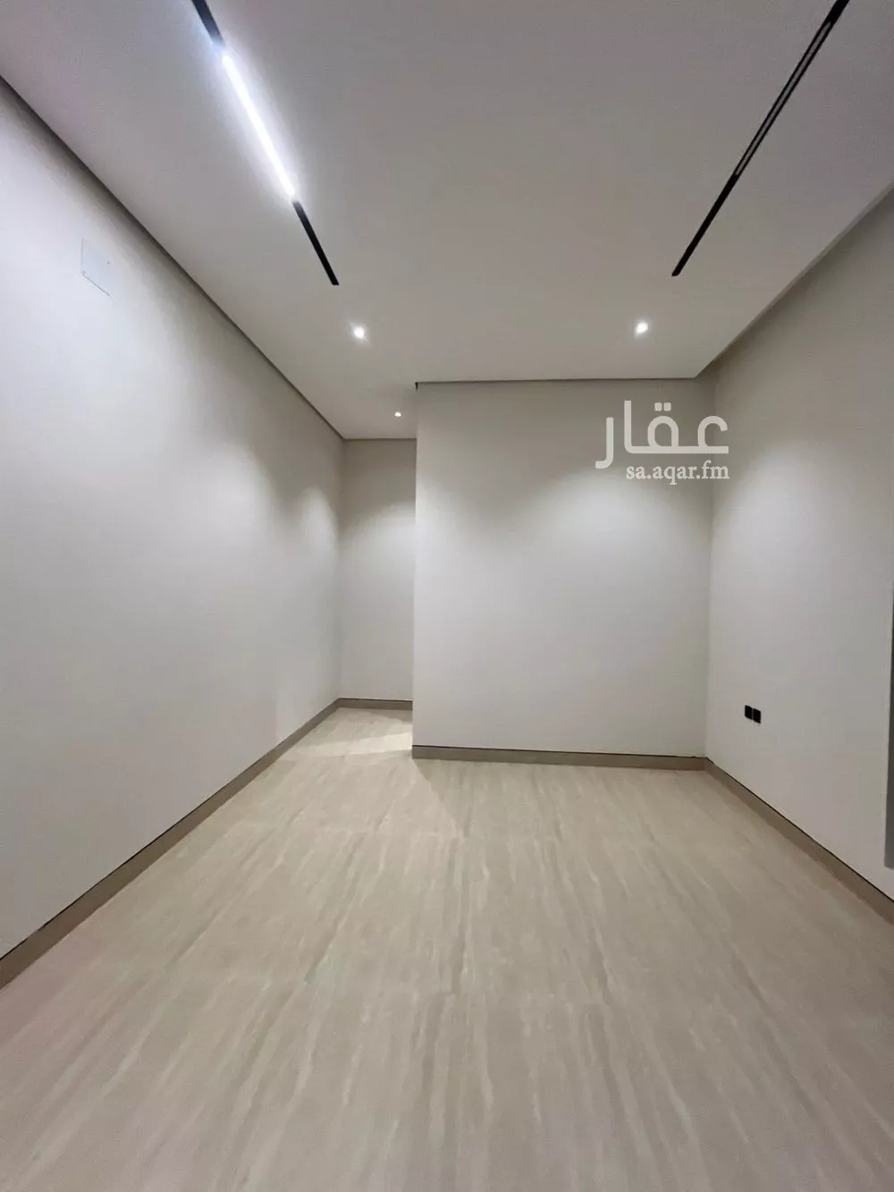 5 bedroom villa in Al Mahdiyyah 23