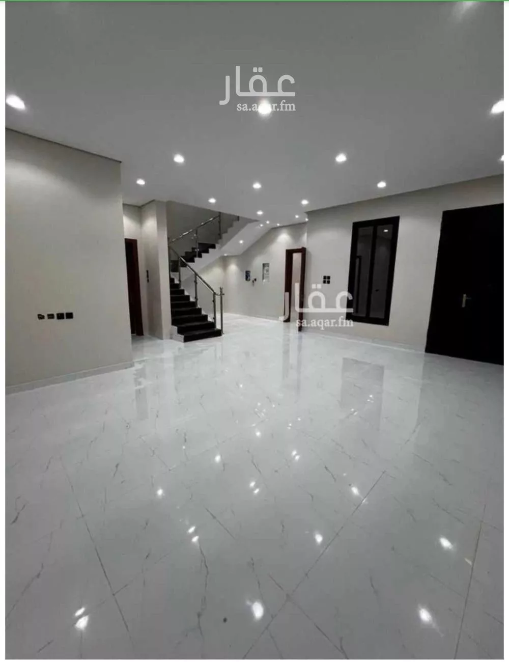 4 bedroom villa in Dhahrat Laban 3
