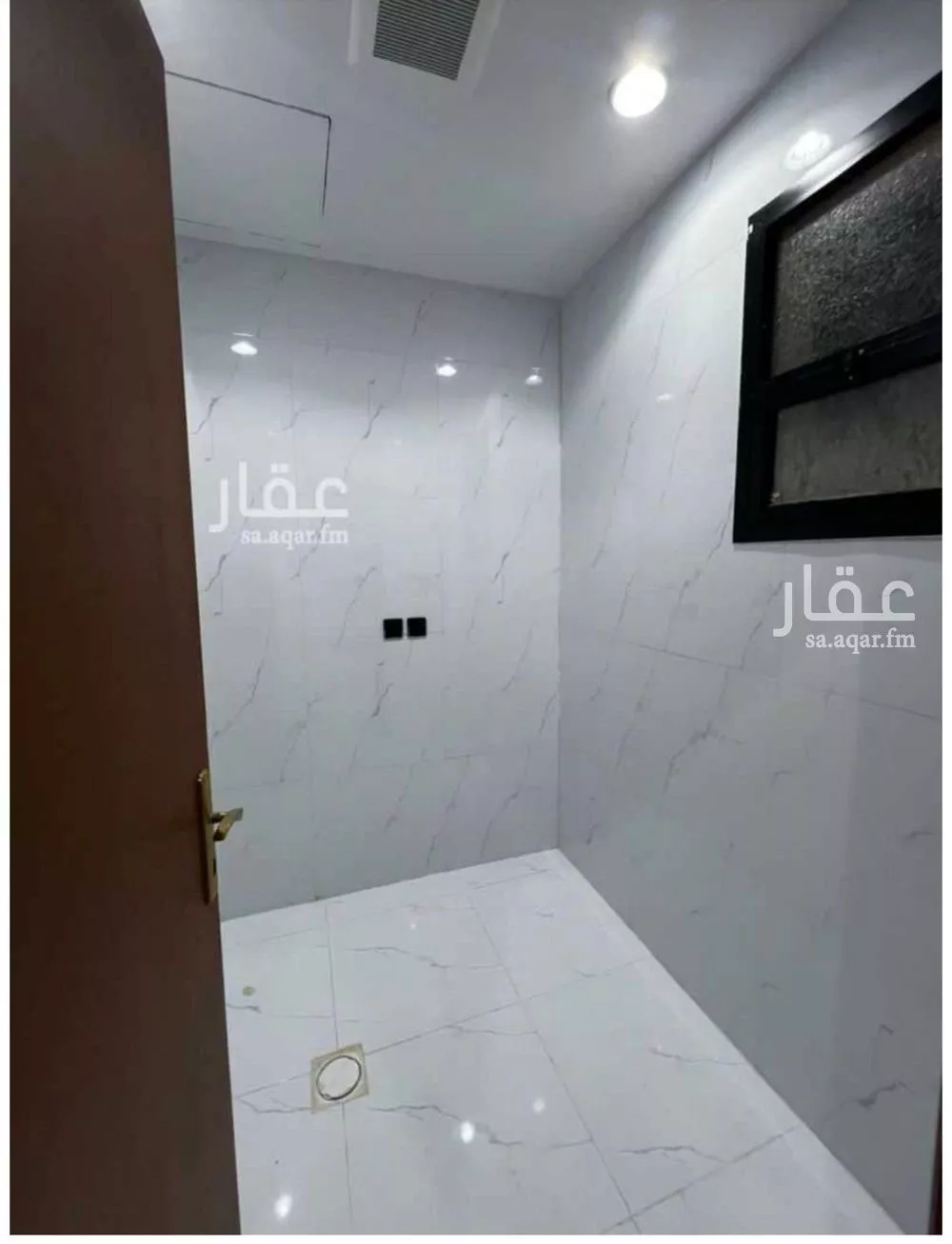 4 bedroom villa in Dhahrat Laban 5