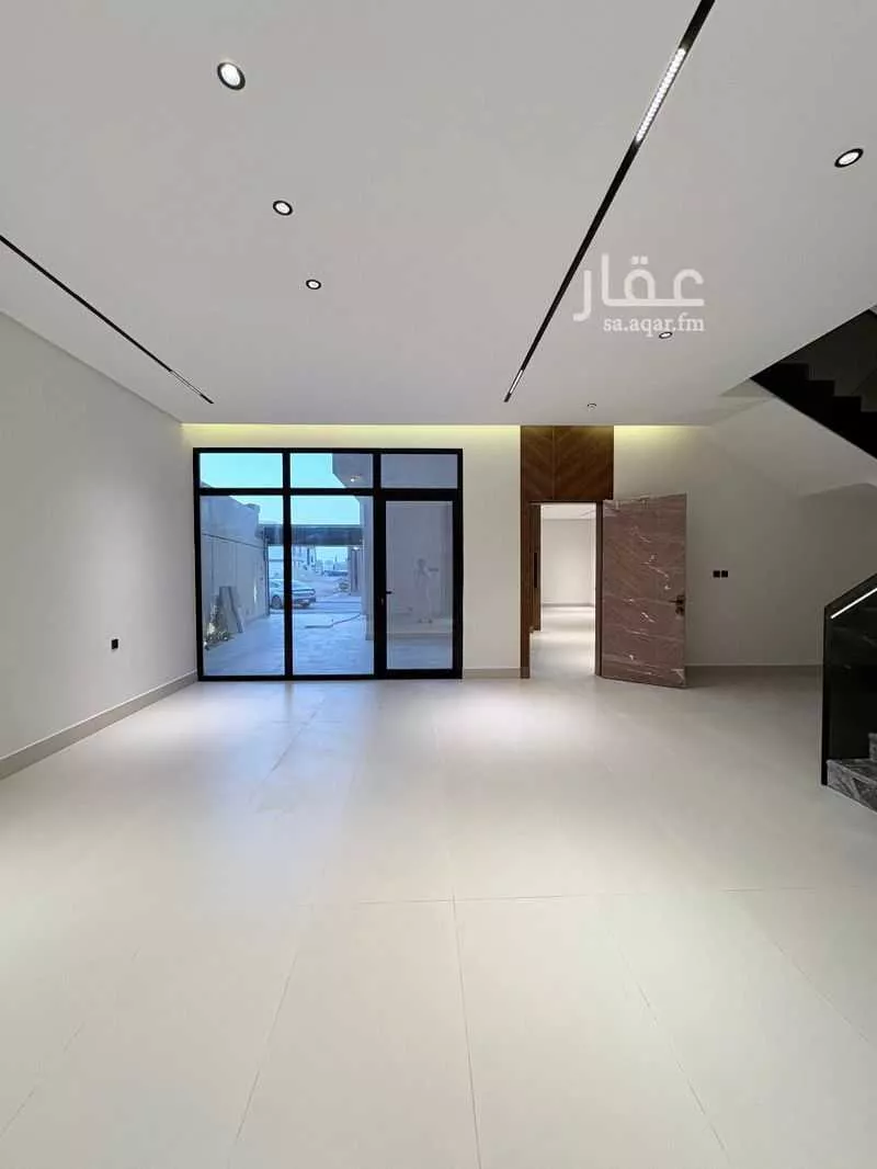 6 bedroom villa in Al Mahdiyyah 4