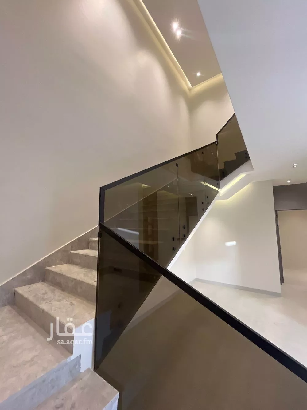4 bedroom villa in Granada, Riyadh 7