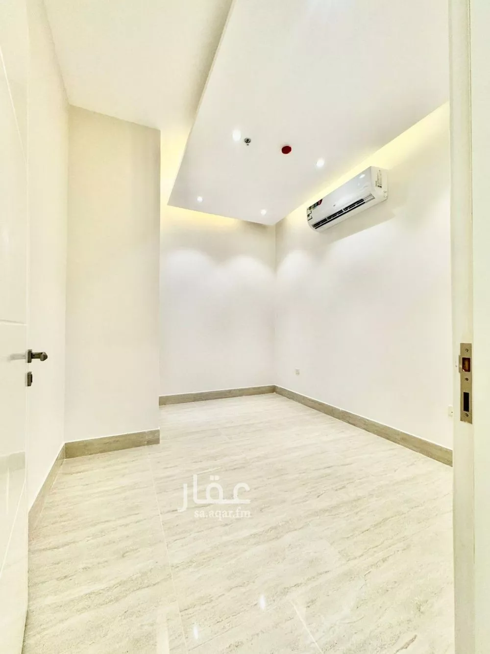 3 bedroom apartment in Al Qairawan 11