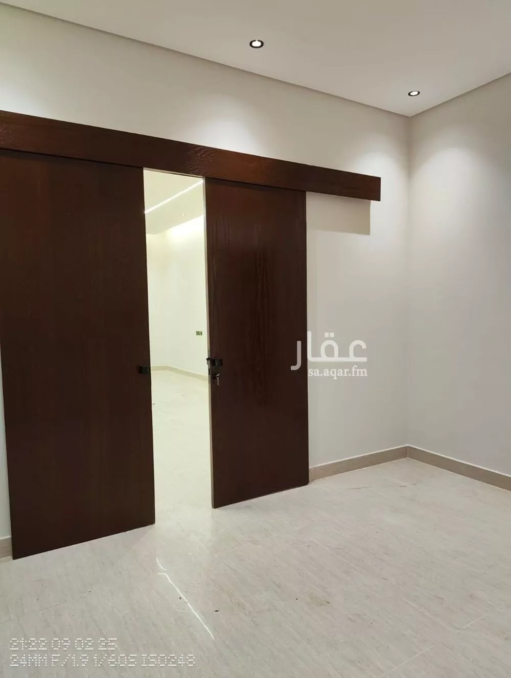فيلا 5 غرف في طويق 13