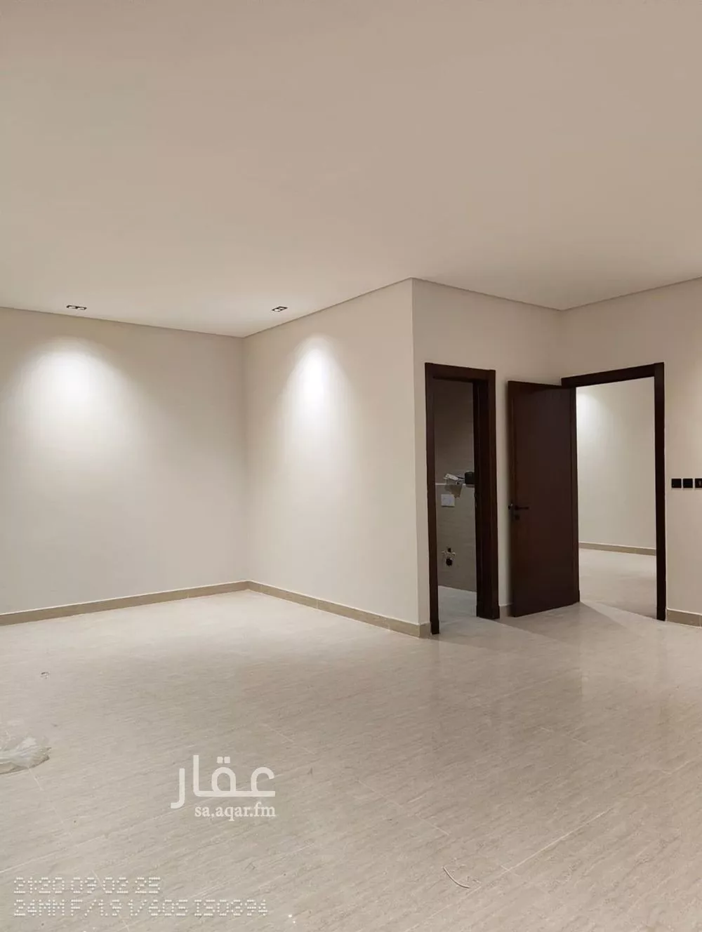 فيلا 5 غرف في طويق 18