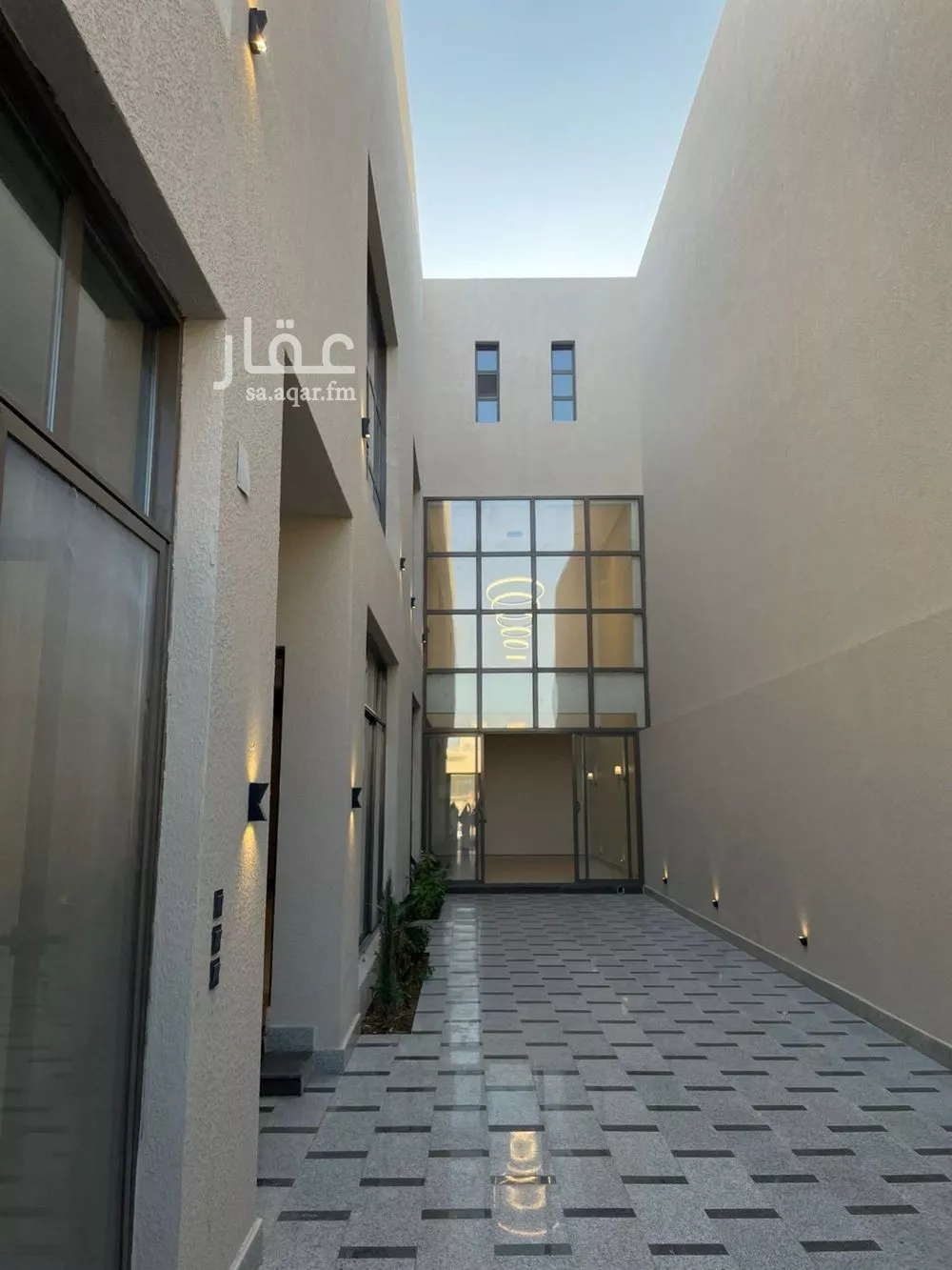 6 bedroom villa in Al Mahdiyyah 3