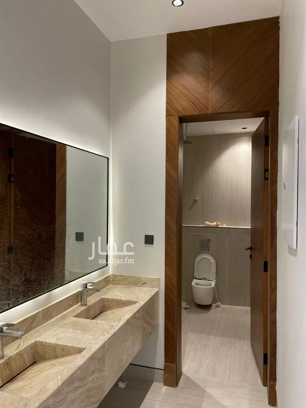 6 bedroom villa in Al Mahdiyyah 8