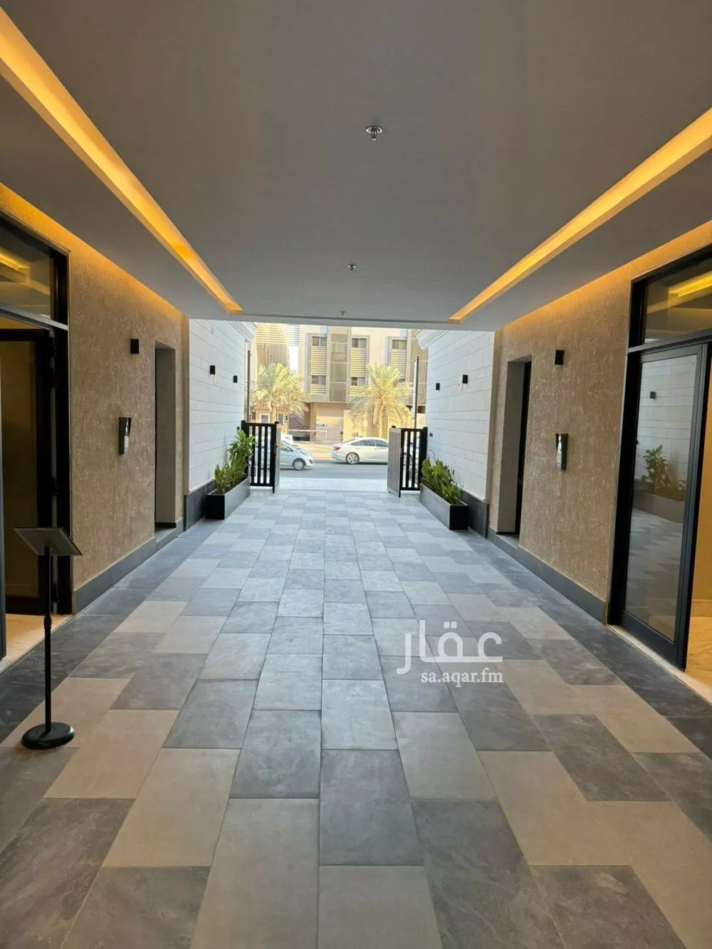 3 bedroom apartment in Al Malqa 14