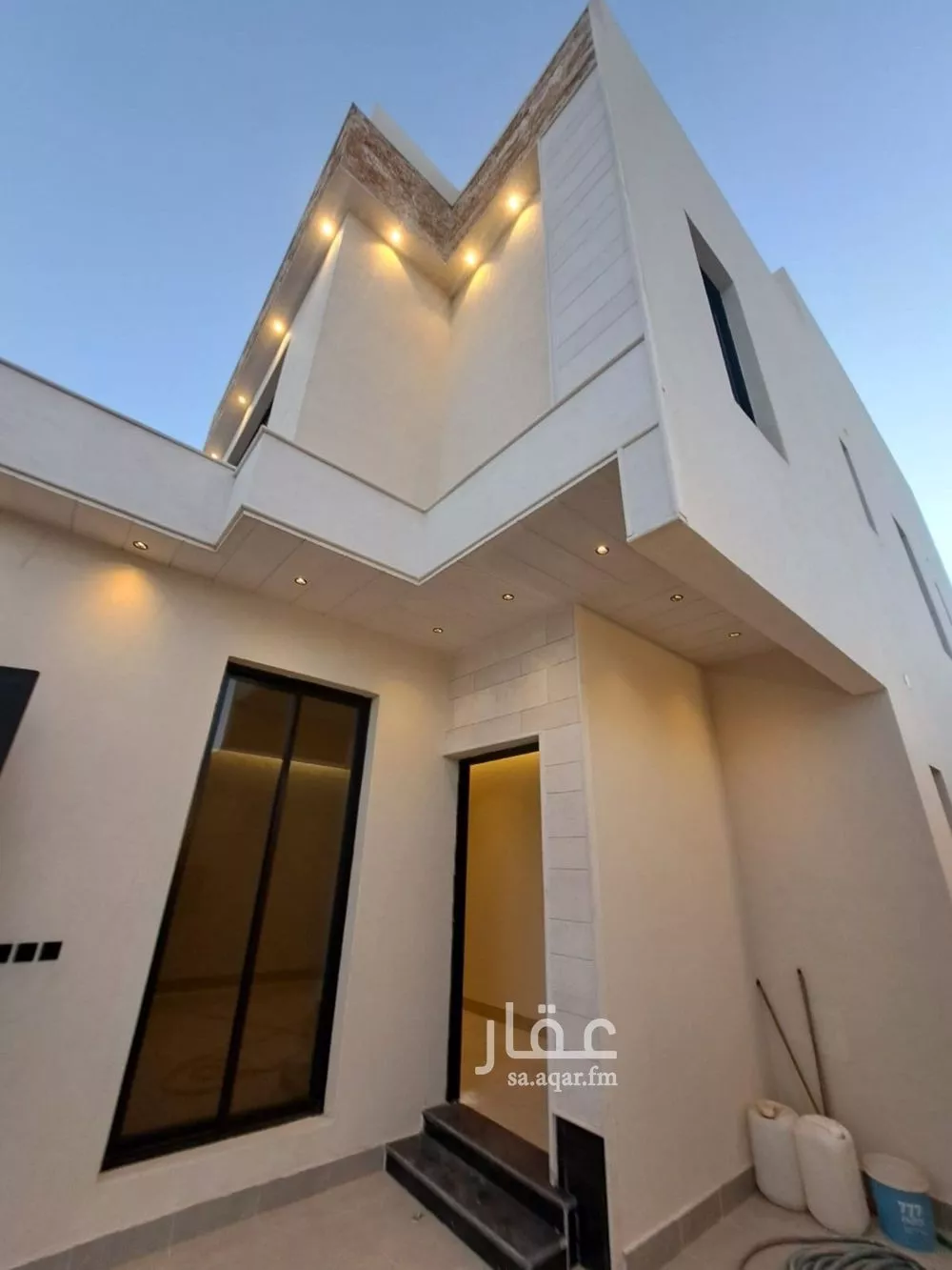 4 bedroom villa in Al Narjis 6