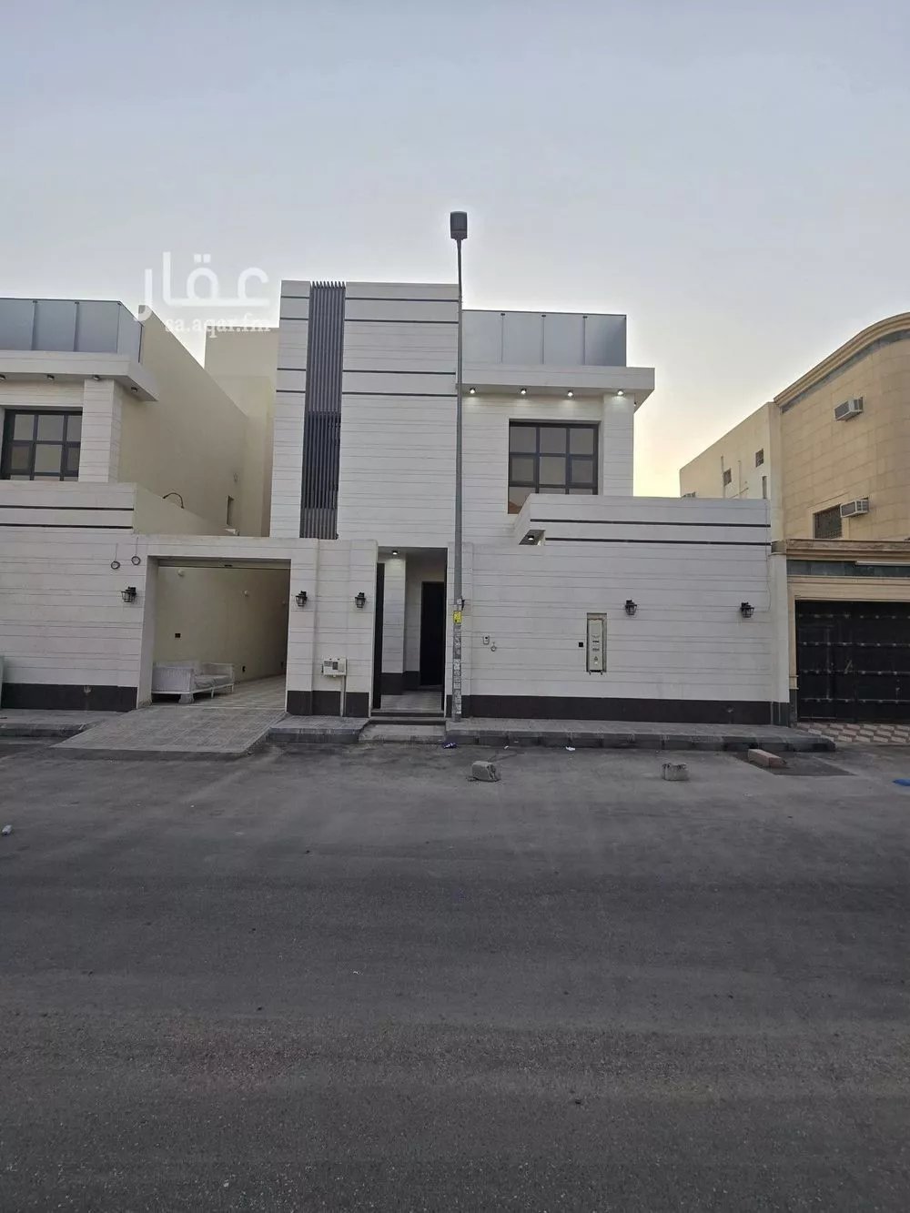 5 bedroom villa in Al Yarmouk 1