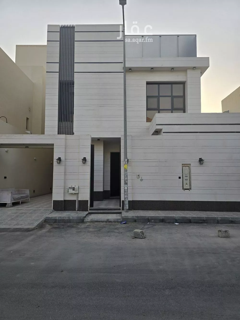 5 bedroom villa in Al Yarmouk 3