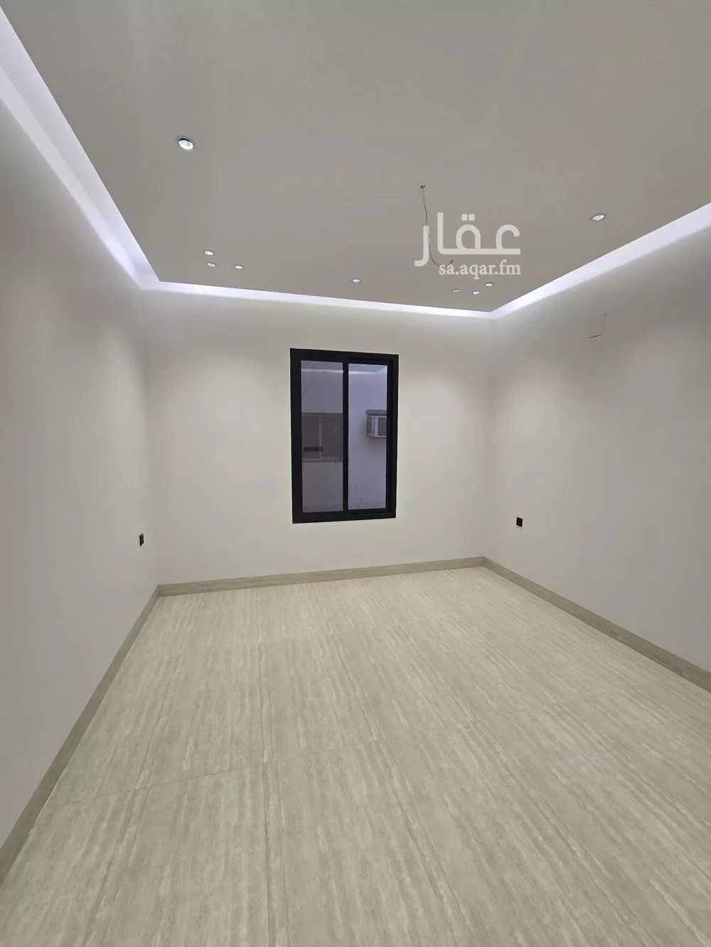 5 bedroom villa in Al Yarmouk 4