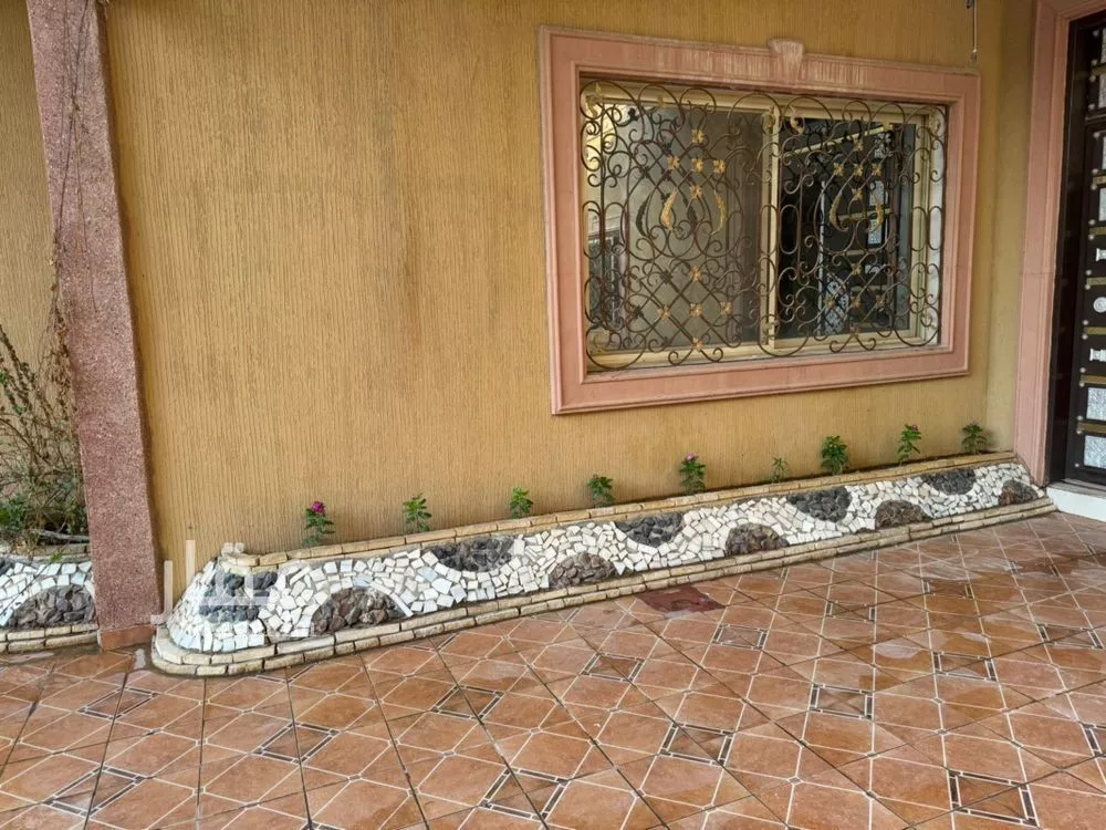 6 bedroom apartment in Ad Dar Al Baida 8