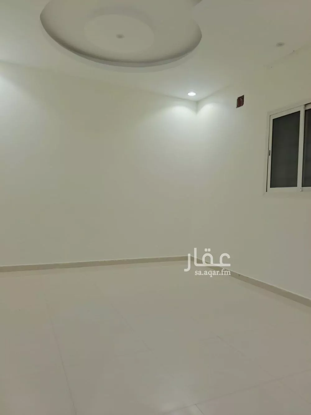 شقة 4 غرف في الرمال 3