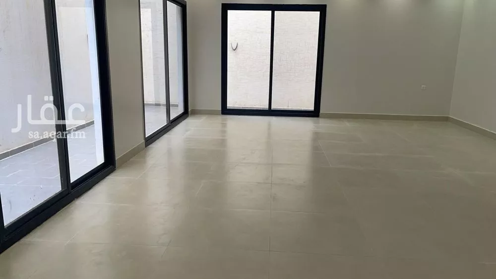 5 bedroom villa in Al Rimal 13