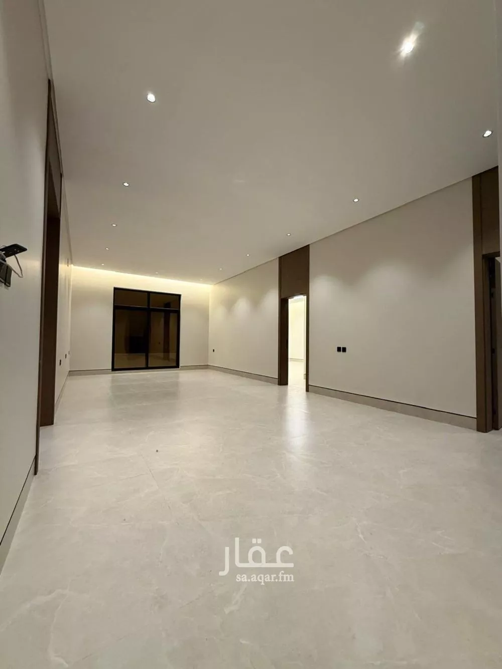 6 bedroom building in At Tahliyah, Eastern Province 15