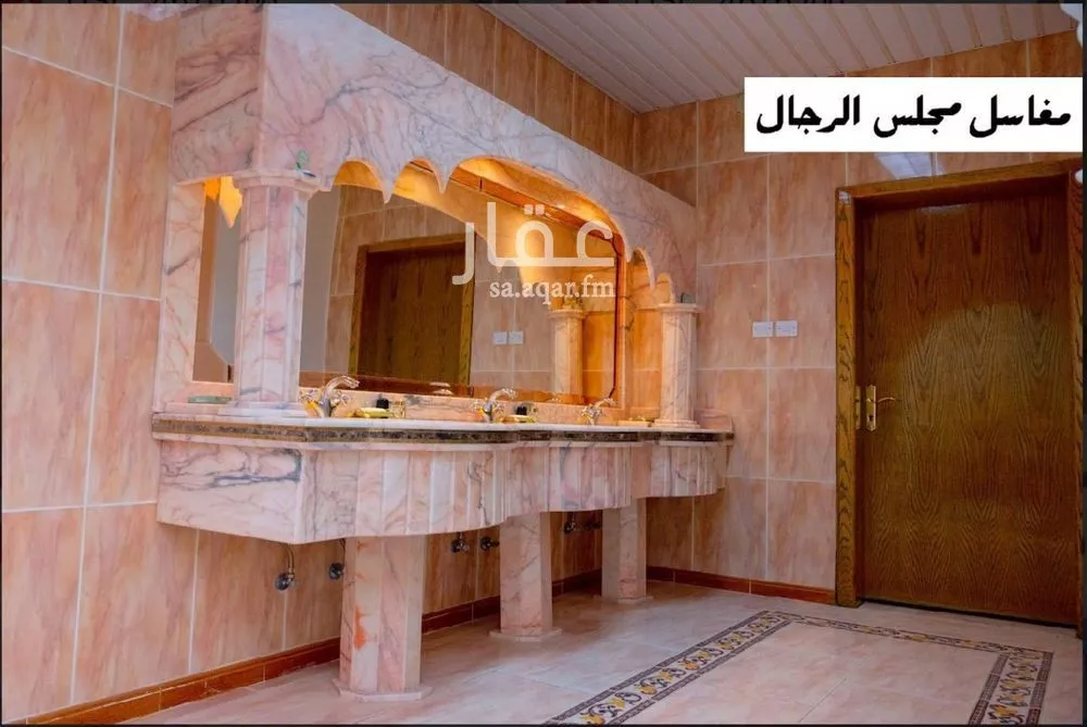 فيلا 6 غرف في الحزم 3