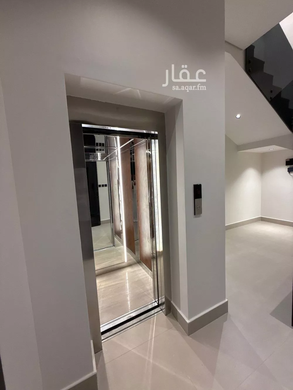 5 bedroom villa in Al Narjis 4