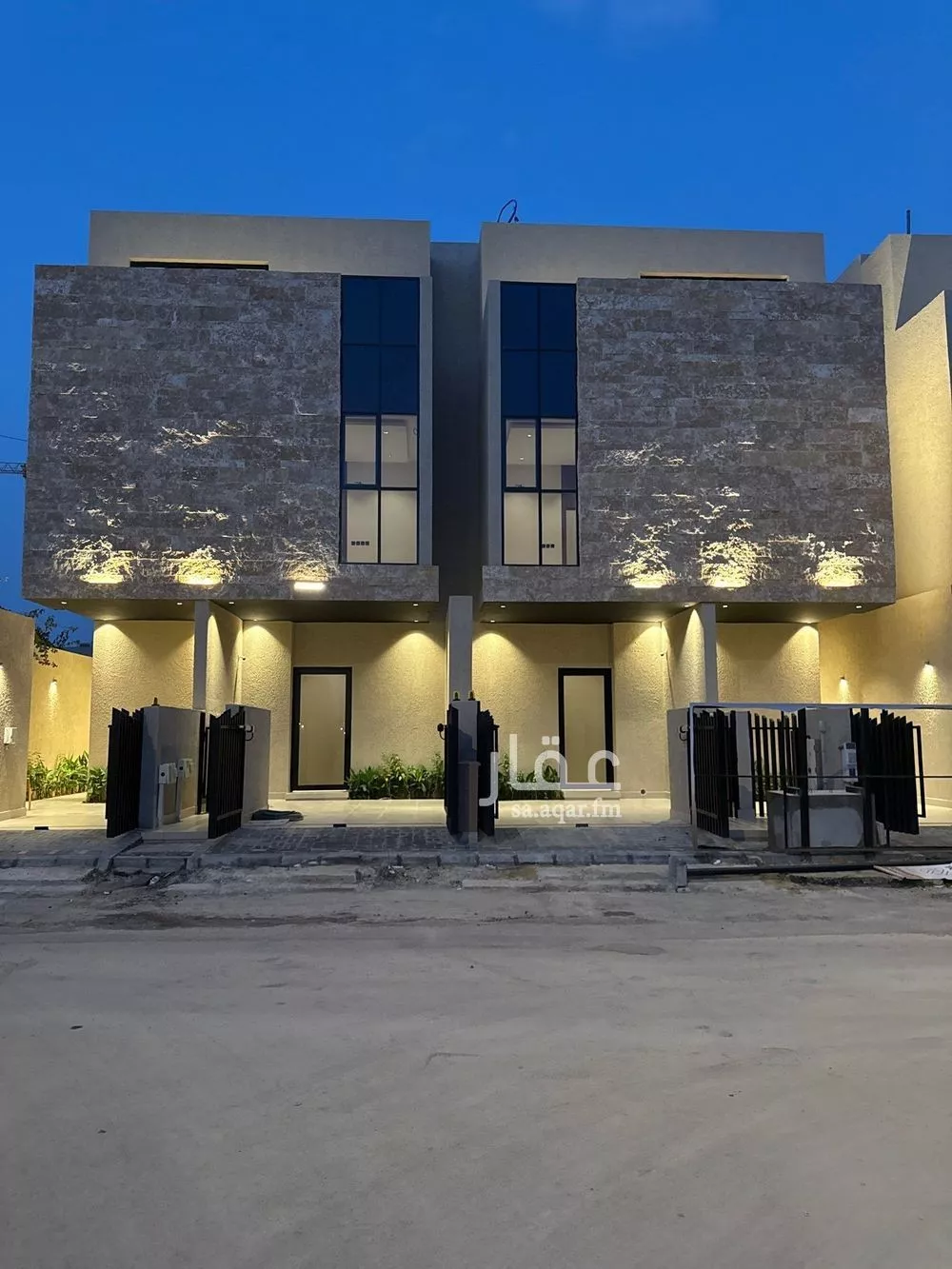 5 bedroom villa in Al Narjis 2