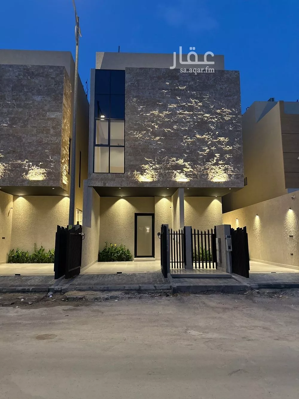5 bedroom villa in Al Narjis 4