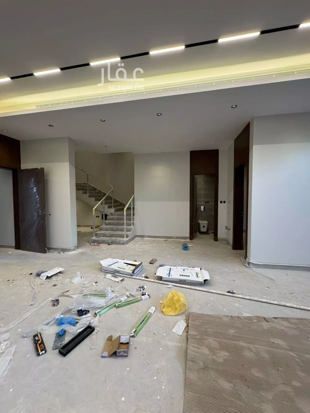 4 bedroom villa in Al Aridh 6