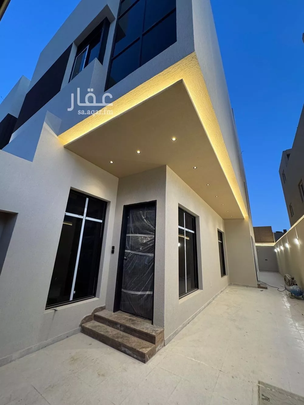 5 bedroom villa in Al Aridh 14