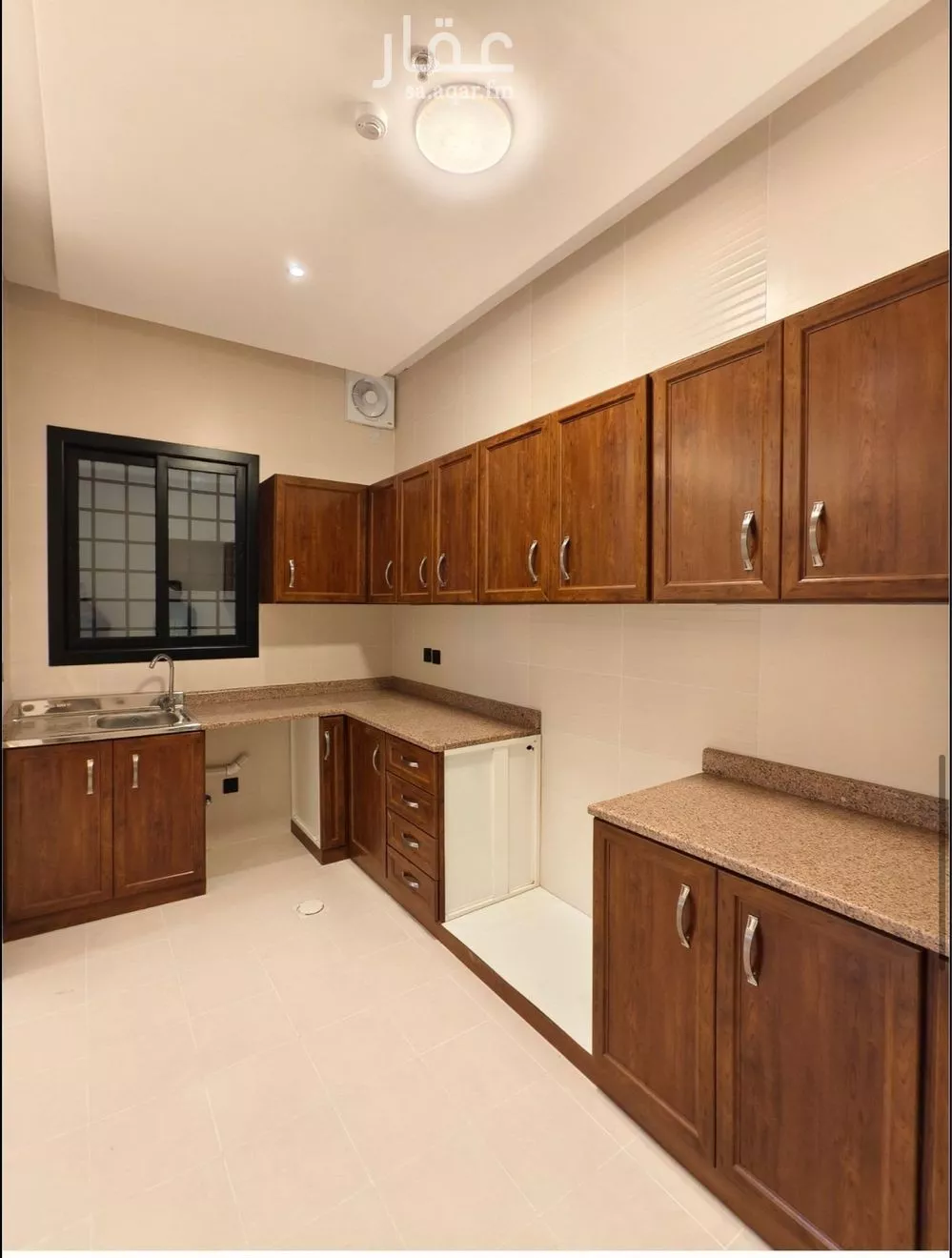 3 bedroom apartment in Al Rawdah 2