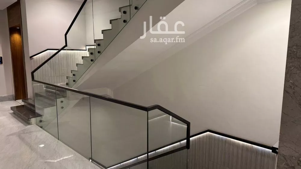 3 bedroom apartment in Al Malqa 10