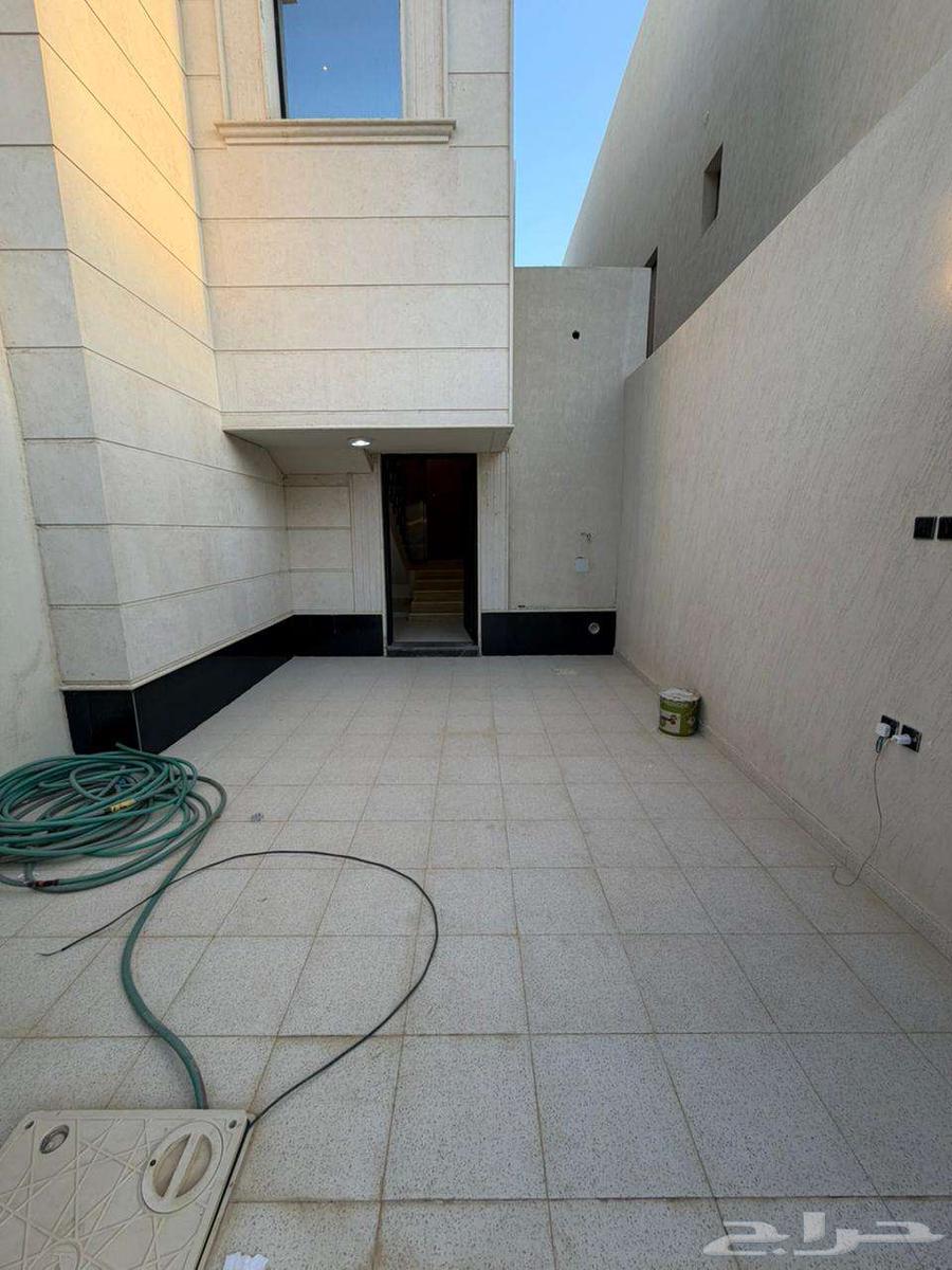 8 bedroom apartment in Al Janadriyah 2