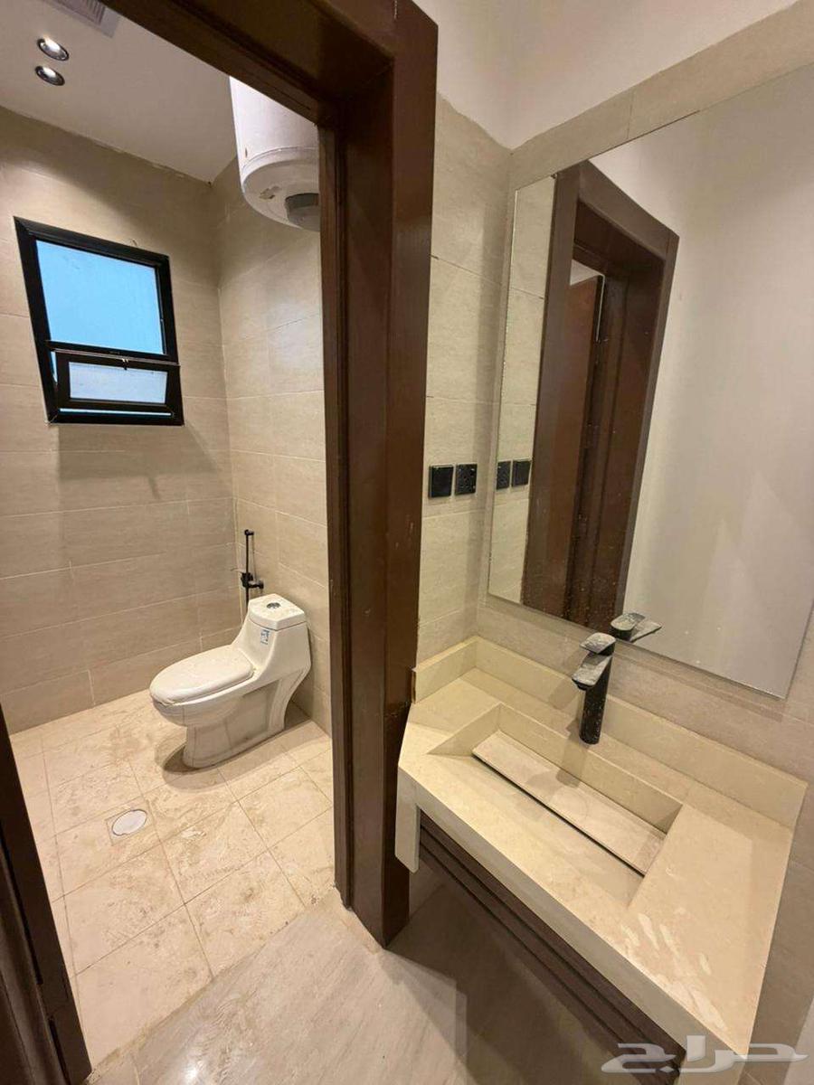 8 bedroom apartment in Al Janadriyah 17