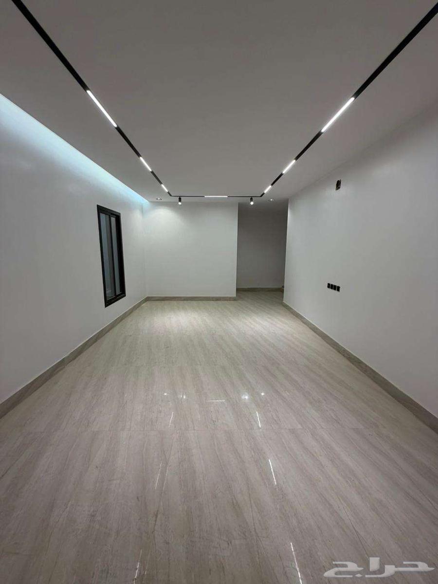 8 bedroom apartment in Al Janadriyah 18