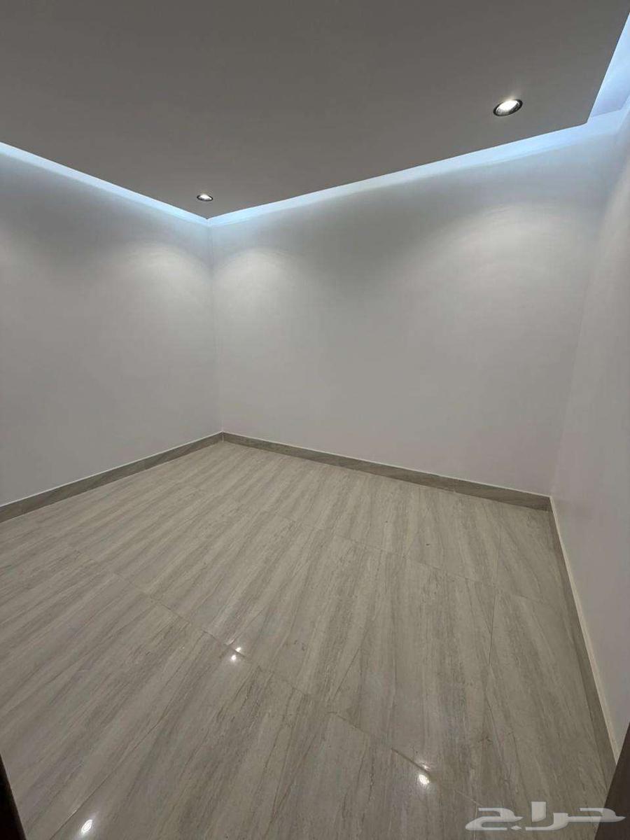 8 bedroom apartment in Al Janadriyah 8