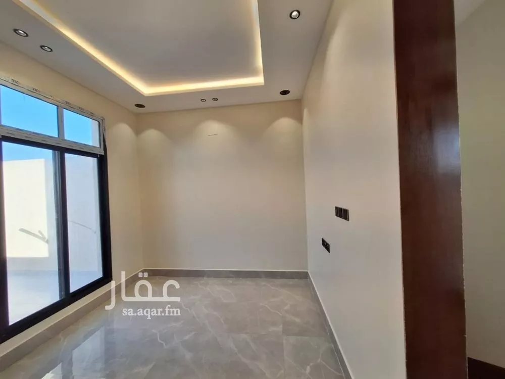 5 bedroom villa in Dhahrat Laban 3