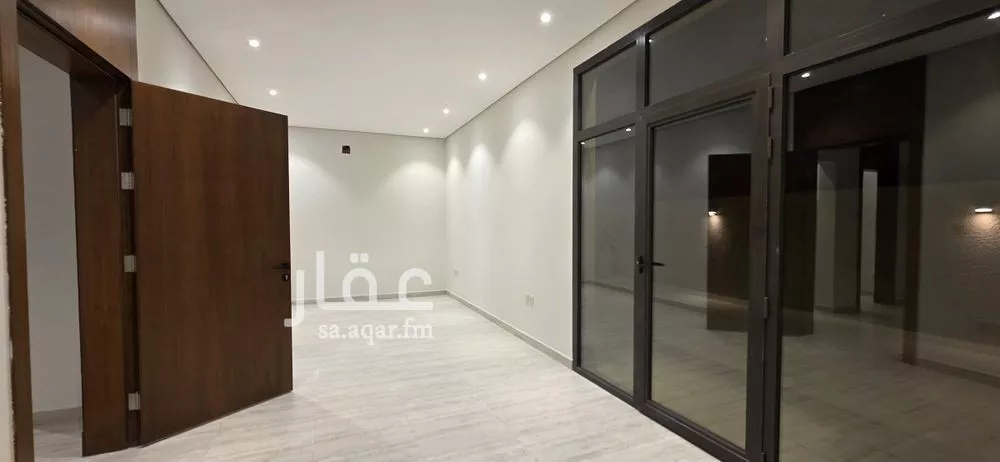 6 bedroom villa in Al Aridh 7