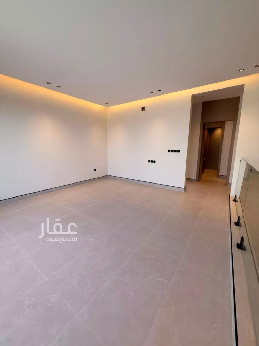 4 bedroom villa in Al Rimal, Riyadh 14