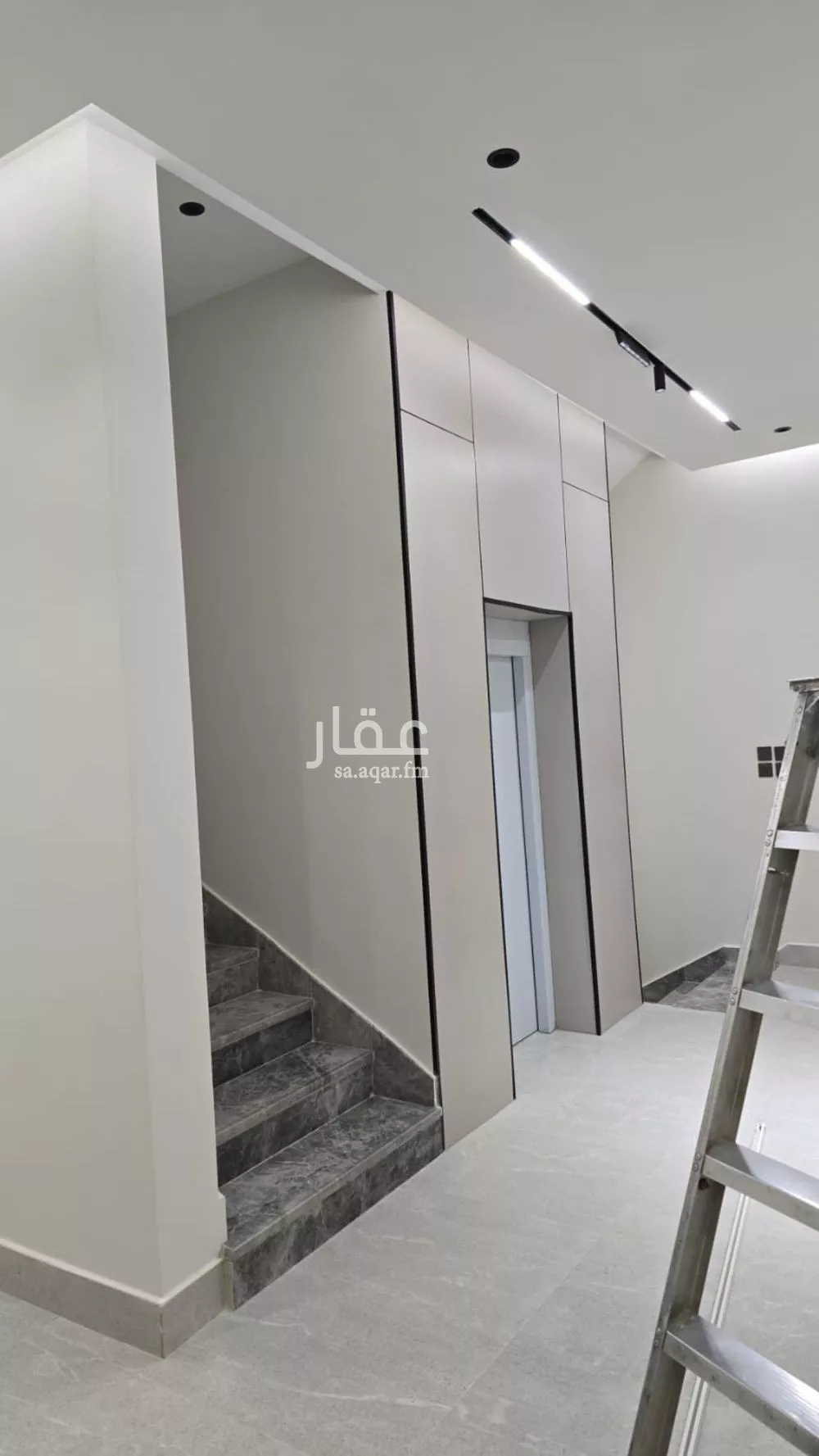 6 bedroom villa in Al Yarmouk 18