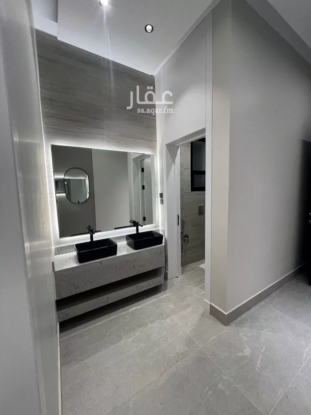 6 bedroom villa in Al Yarmouk 3