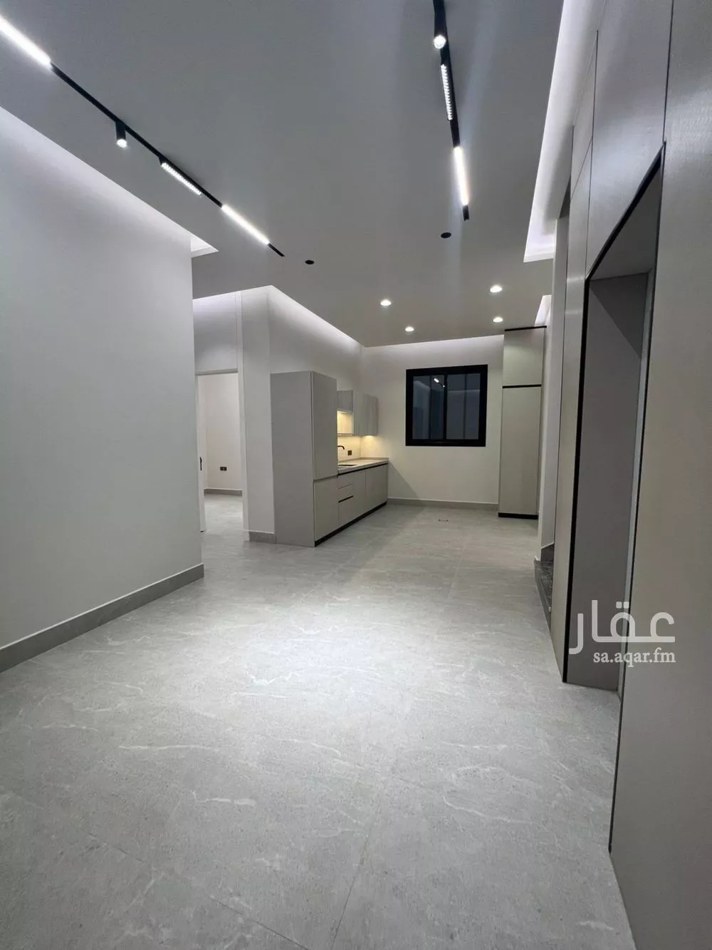 6 bedroom villa in Al Yarmouk 6