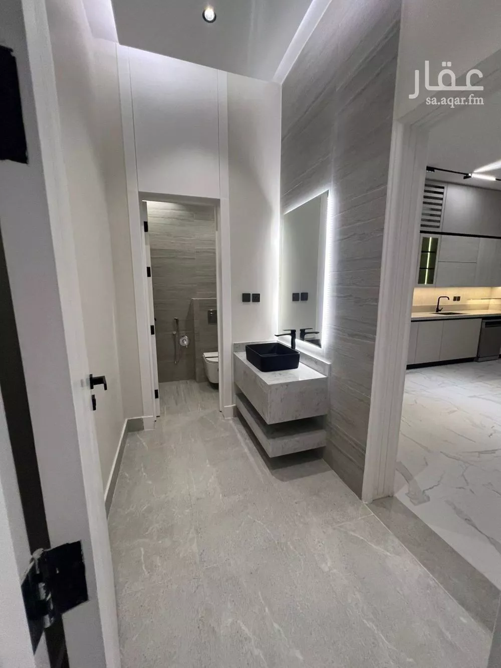 6 bedroom villa in Al Yarmouk 8