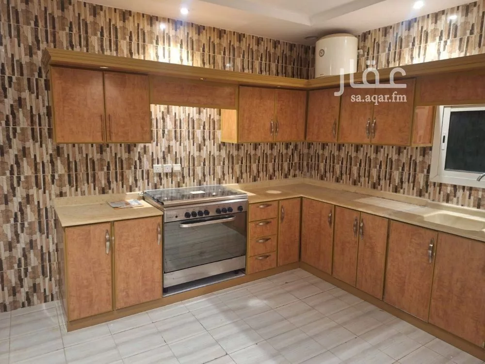 دور 3 غرف في العارض 5