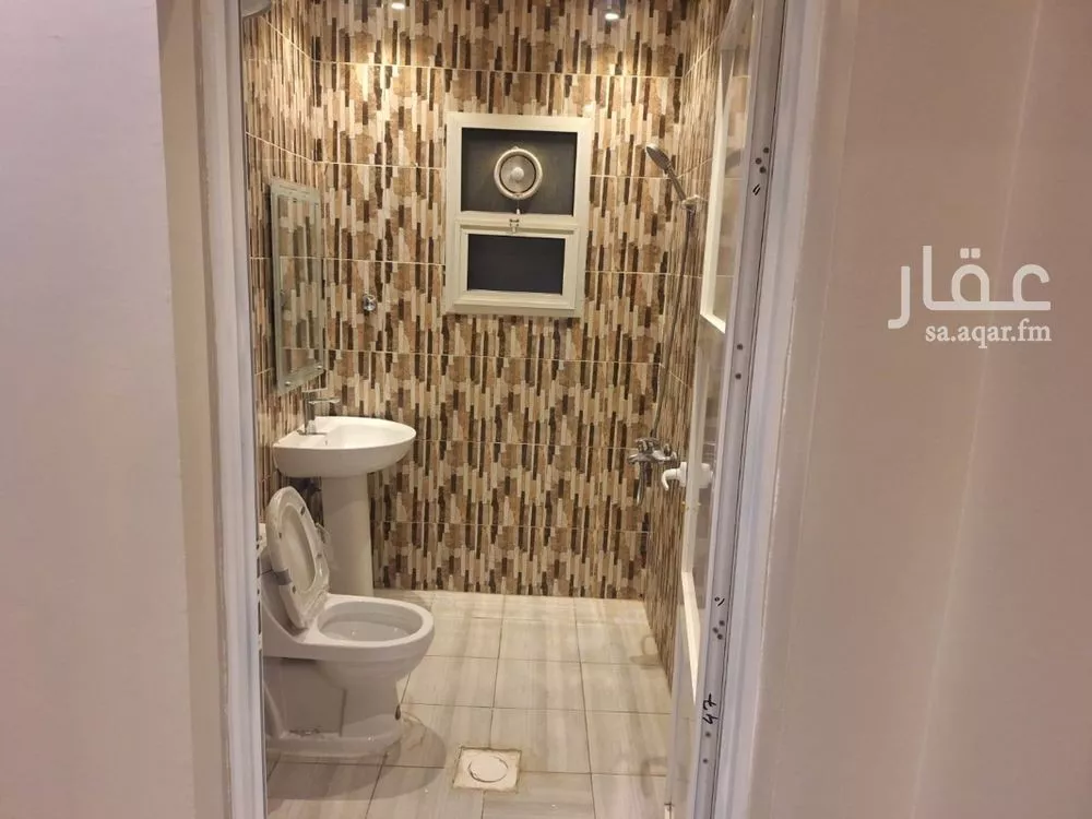 دور 3 غرف في العارض 6