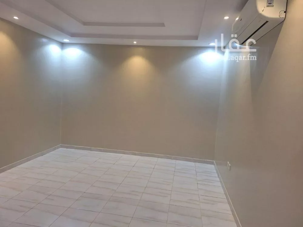 دور 3 غرف في العارض 2