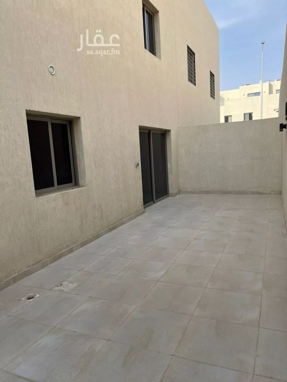 فيلا 4 غرف في النرجس 2