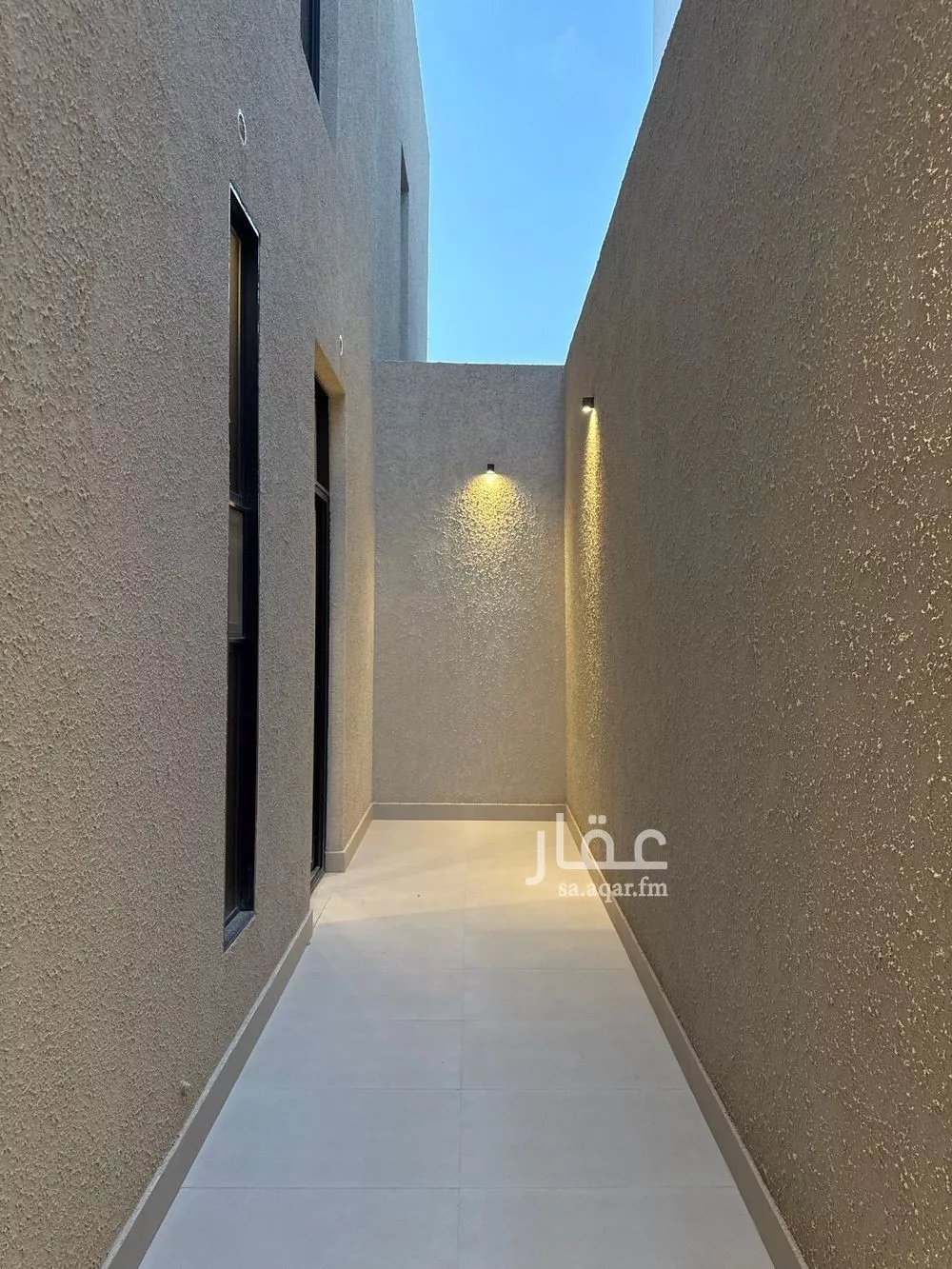 فيلا 5 غرف في النرجس 8