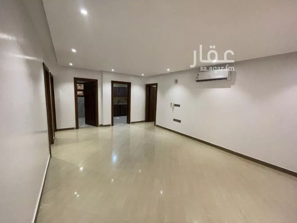 3 bedroom apartment in Al Sahafah 7