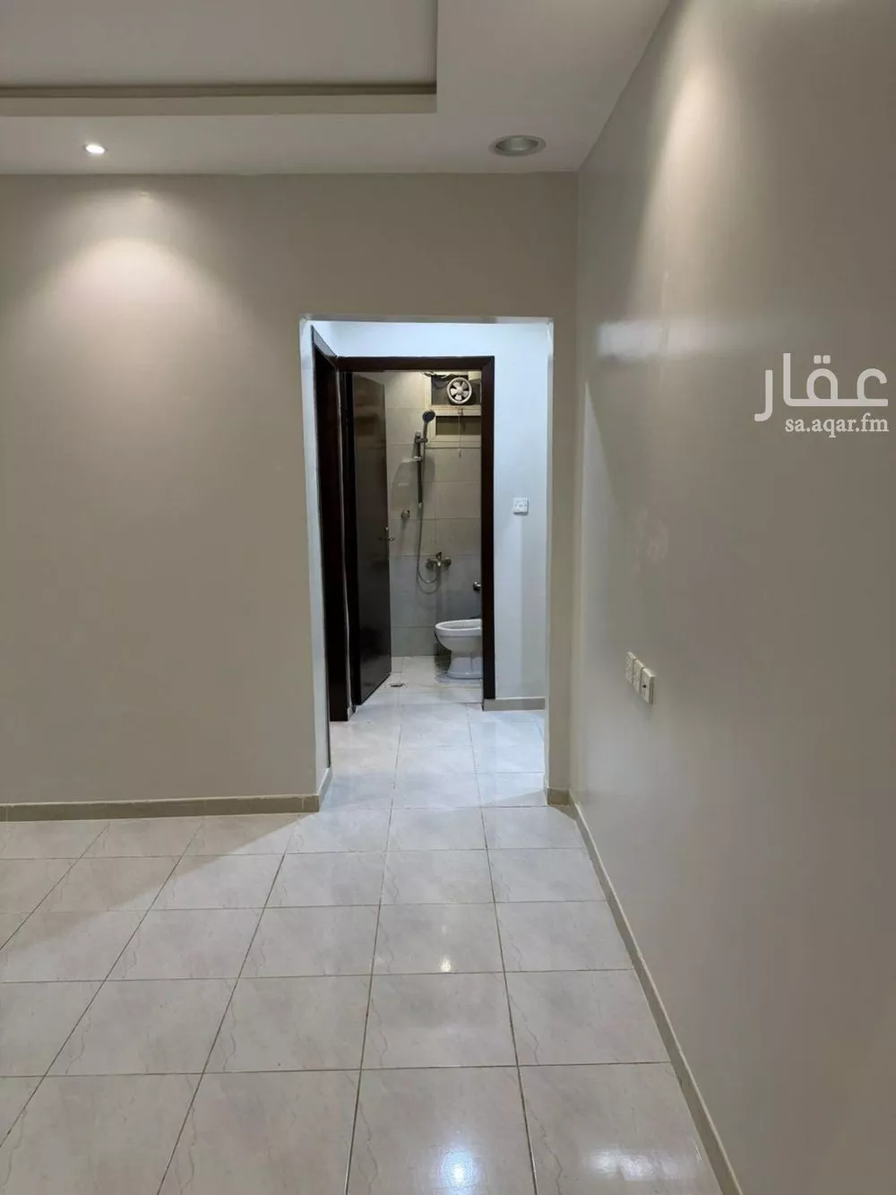 3 bedroom floor in Al Munsiyah 5