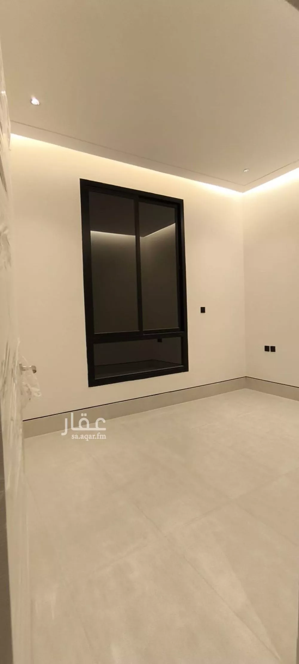 فيلا 5 غرف في النرجس 28